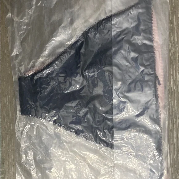 COPY - NWT Ettie Brief black AP 3 US6/AP 4 US8 - Picture 4 of 7